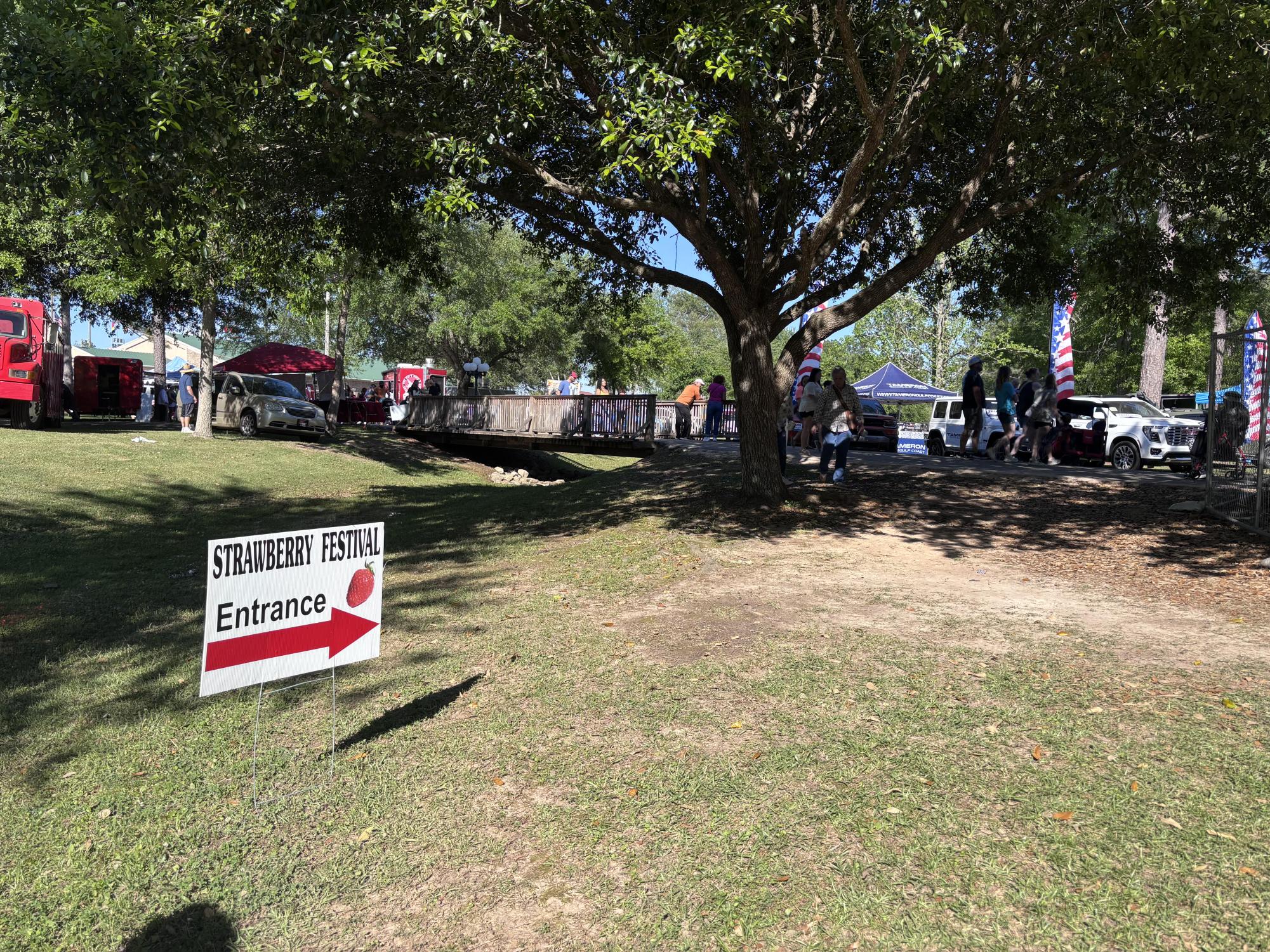 Welcome to the Festival… On April 12, thousands of Baldwin County residents and tourists attend the Baldwin County Strawberry Festival. The Strawberry Festival was the 36th annual event at the Loxley Municipal Park.