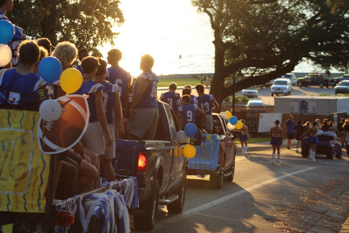  The community celebrates Homecoming 2025 throughout downtown. 

